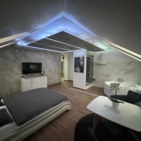 Seti Gorgeous Apartments With Jacuzzi Белград Экстерьер фото